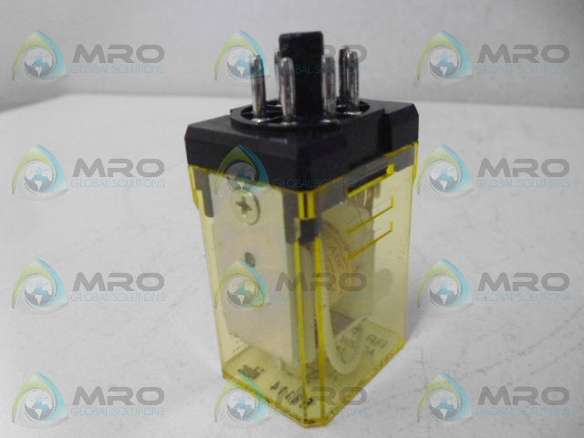 IDEC RR2P-U RELAY 12VAC *NEW NO BOX*