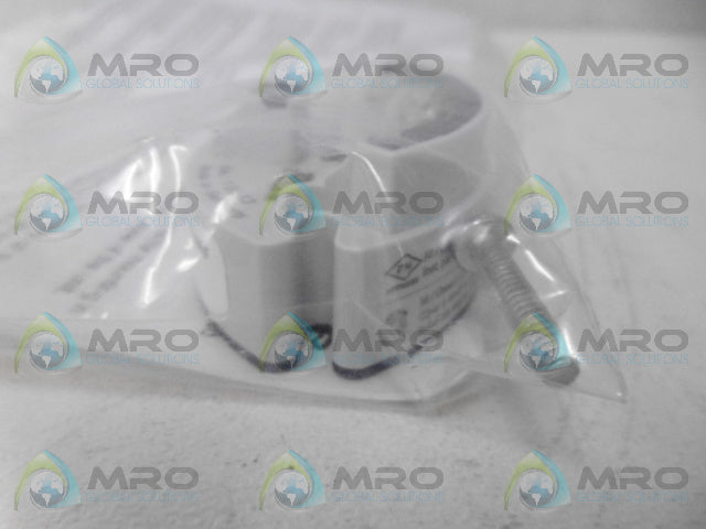 PYROMATION PT100 440-385U-S TEMPERATURE TRANSMITTER 0/300F *NEW IN FACTORY BAG*