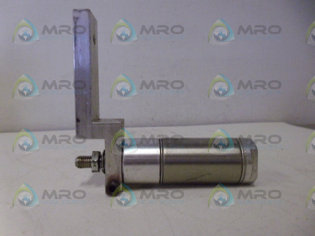 BIMBA NR-090 5-D CYLINDER *USED*