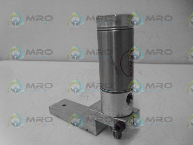 BIMBA NR-090 5-D CYLINDER *USED*