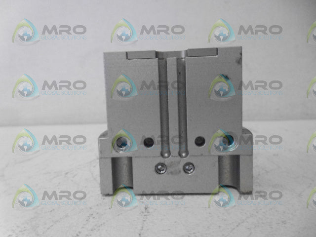 FESTO HGPT-25-A-B-G2 PARALLEL GRIPPER *USED*