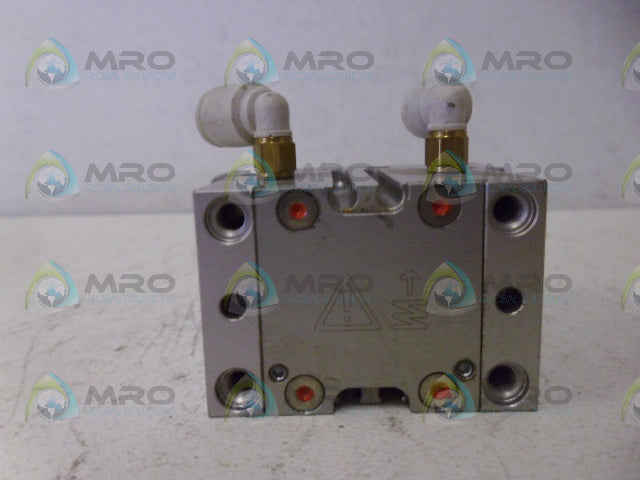 FESTO HGPT-25-A-B-G2 PARALLEL GRIPPER *USED*