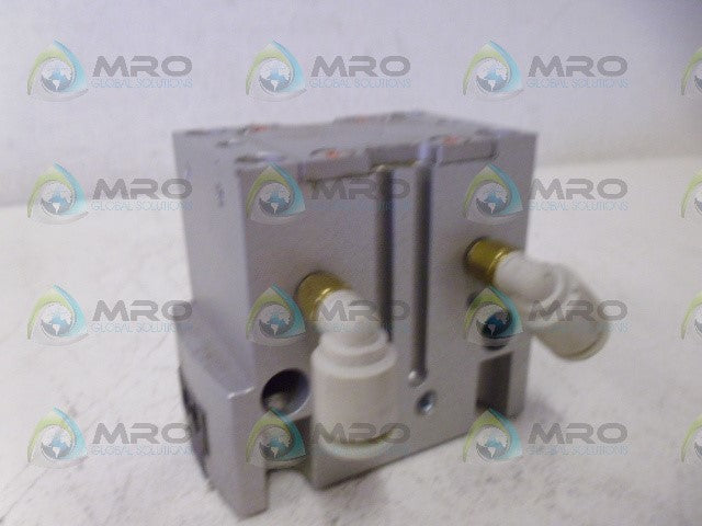 FESTO HGPT-25-A-B-G2 PARALLEL GRIPPER *USED*