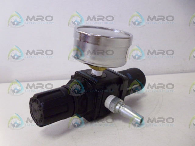 WILKERSON B08-02-FK00 FILTER/REGULATOR *USED*
