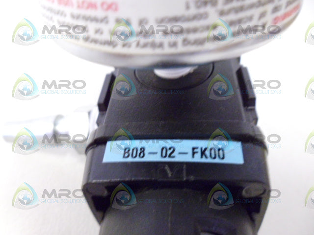 WILKERSON B08-02-FK00 FILTER/REGULATOR *USED*