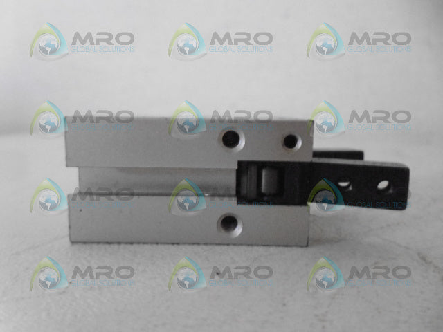 SMC MHC2-16D GRIPPER CYLINDER *NEW NO BOX*
