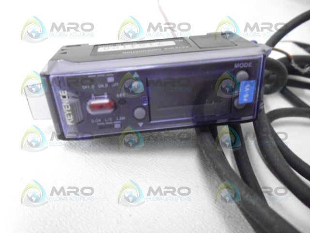 KEYENCE FS-VI PHOTOELECTRIC FIBER OPTIC AMPLIFIER *NEW IN BOX*