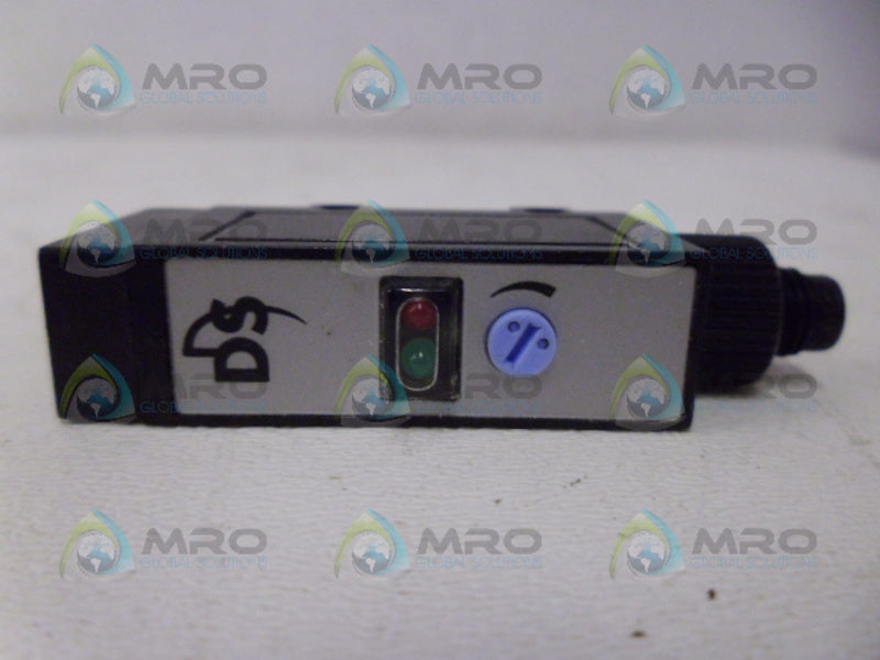 DATA SENSOR S3T-S-C10 PROXIMITY SENSOR *NEW IN BOX*
