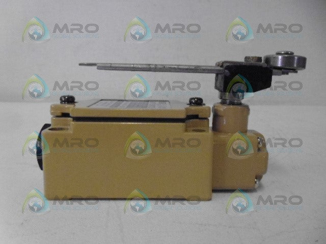 RELAY & CONTROL RCL- 302 LIMIT SWITCH *NEW IN BOX*