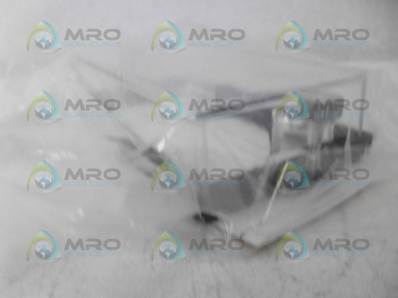 NEWPORT SPC4 SPLASH PROOF COVER *NEW IN BOX*