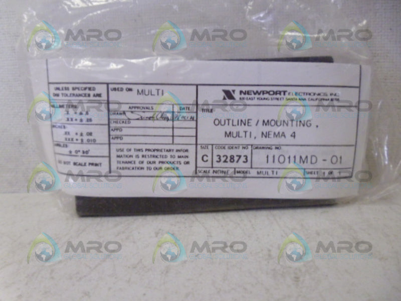 NEWPORT SPC4 SPLASH PROOF COVER *NEW IN BOX*