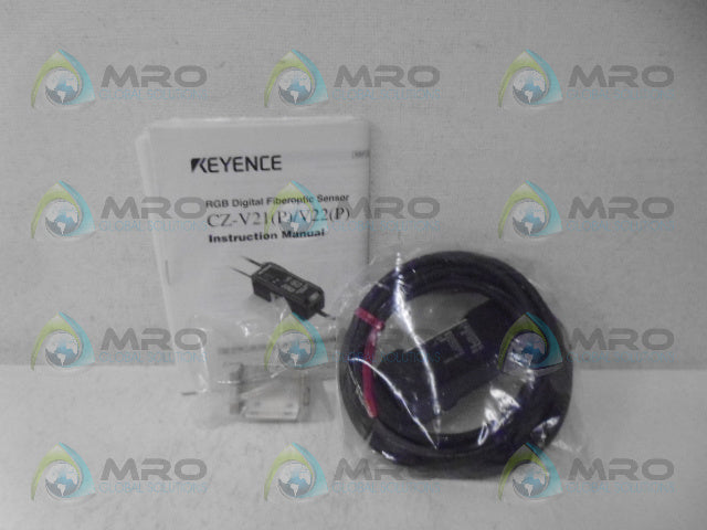 KEYENCE CZ-V21 AMPLIFIER UNIT *NEW IN BOX*