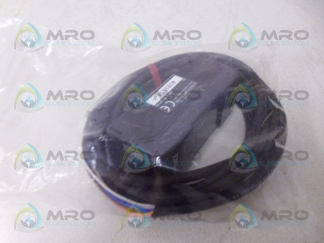 KEYENCE CZ-V21 AMPLIFIER UNIT *NEW IN BOX*