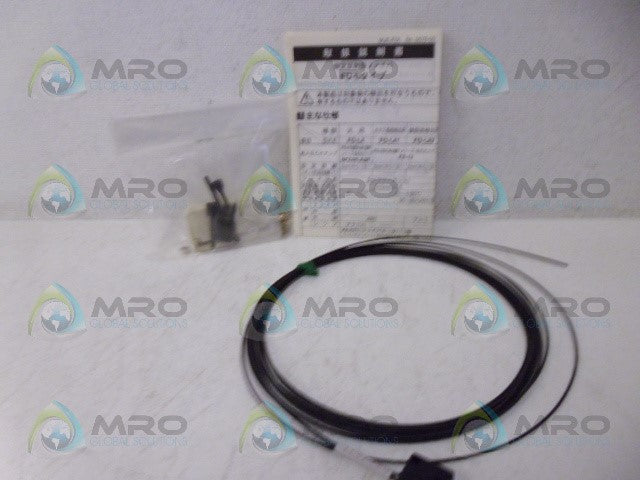 SUNX FD-L4 FIBER SENSOR *NEW IN BOX*