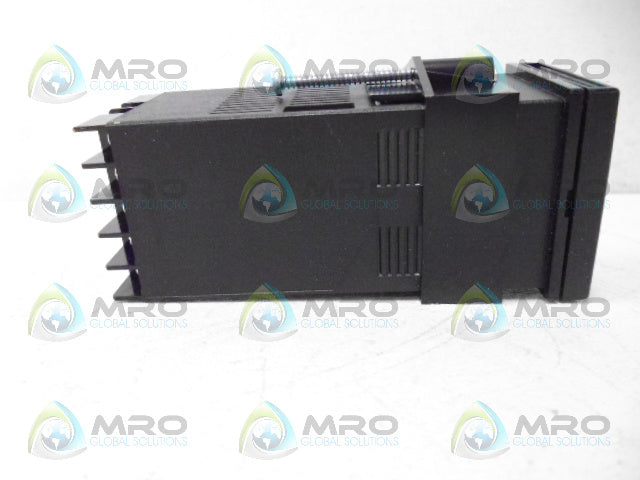 RED LION CONTROLS T1621100 TEMPERATURE CONTROL UNIT *NEW IN BOX*