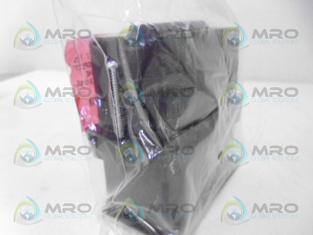 RED LION CONTROLS PAXLTC00 THERMOCOUPLE METER *NEW IN BOX*