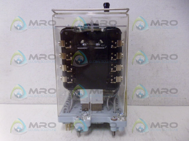 ABB AI5633 0015-AT RELAY 250V *NEW IN BOX*