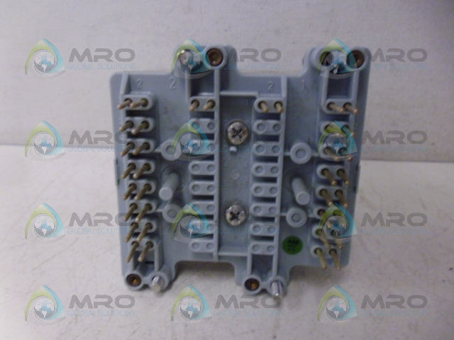 ABB AI56330016-AP AUXILIARY RELAY 125V *NEW IN BOX*