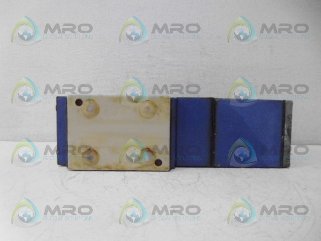 MOOG D691-2085G VALVE *USED*