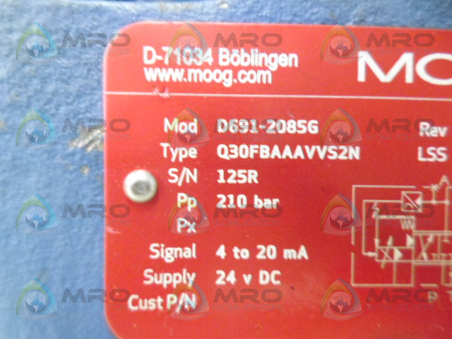 MOOG D691-2085G VALVE *USED*