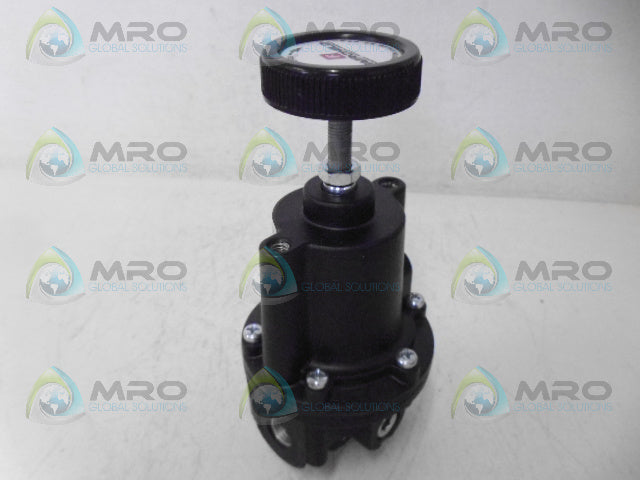 FAIRCHILD 10262J REGULATOR *NEW IN BOX*