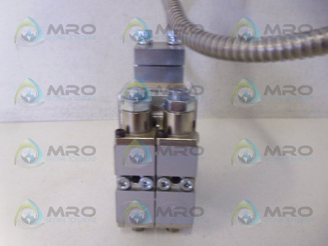 NORDSON 1063584A HOT MELT GLUE GUN *NEW NO BOX*