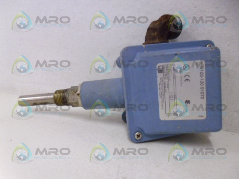 UNITED ELECTRIC B100-120 91070 TEMPERATURE CONTROLLER (AS PICTURED) *USED*