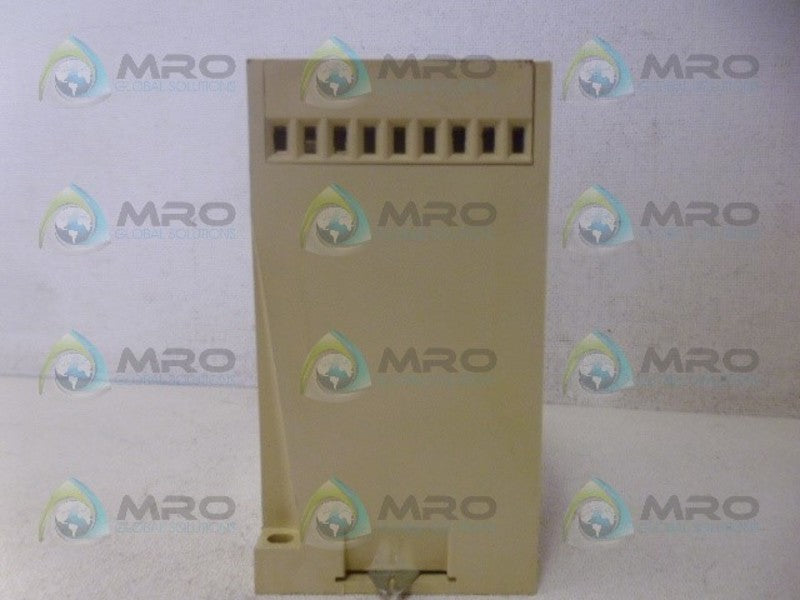 PEPPERL+FUCHS JT10 00337 PULSE DIVDER *NEW NO BOX*