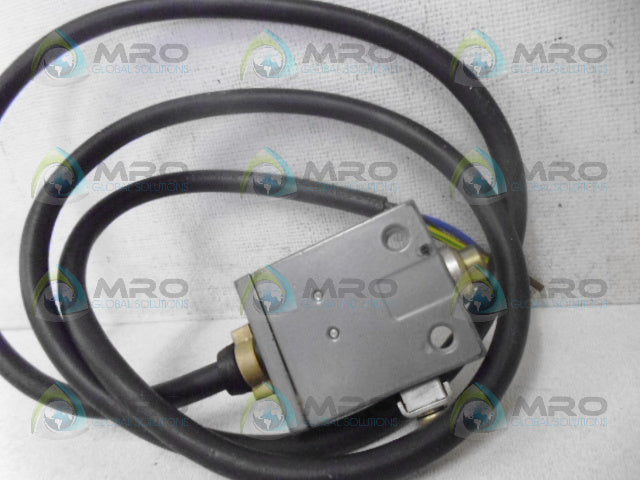 MICROSWITCH 14CE101-1 LIMIT SWITCH *USED*