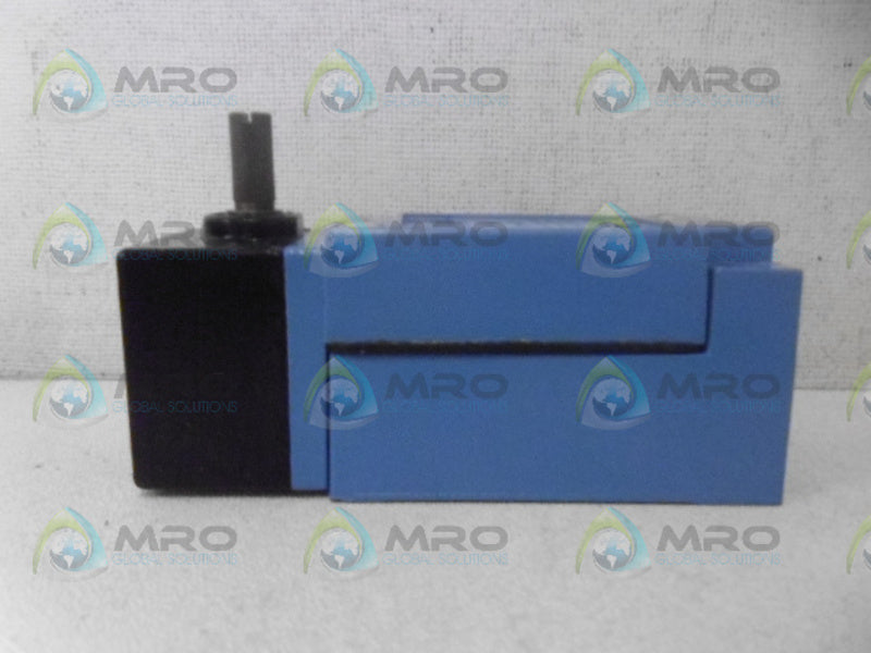 MICROSWITCH LSA5A-1B HEAVY DUTY LIMIT SWITCH *NEW IN BOX*
