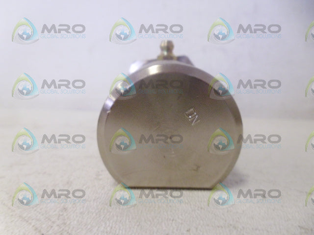 SUNER SWIVELS S602026 SWIVEL ASSEMBLY *NEW IN BOX*