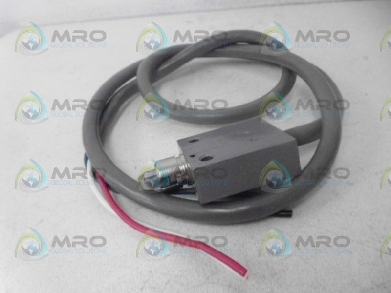 HONEYWELL 914CE2-3K LIMIT SWITCH *NEW IN BOX*