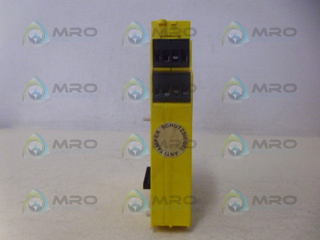 SICK UE410-8DI3 INPUT EXPANSION MODULE *USED*