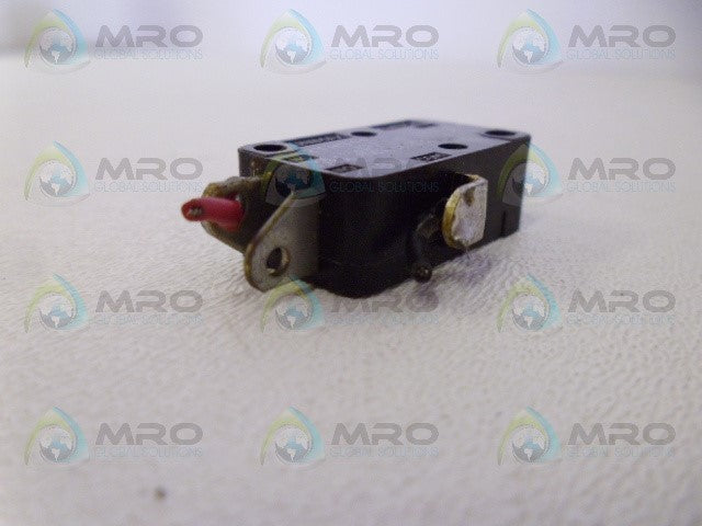 UNIMAX 2TMT15-1 SNAP SWITCH *USED*