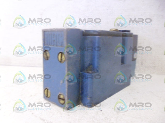 MAC 6211C-512-PM-111DA VALVE*USED*