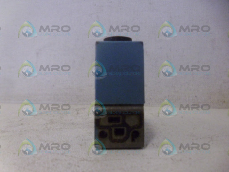 MAC PME-111JJ SOLENOID VALVE *USED*