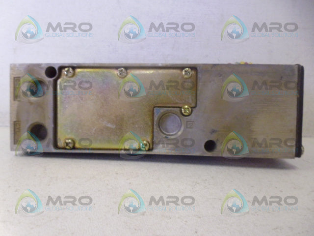MAC 6233C-411-PM-111DA VALVE *NEW NO BOX*