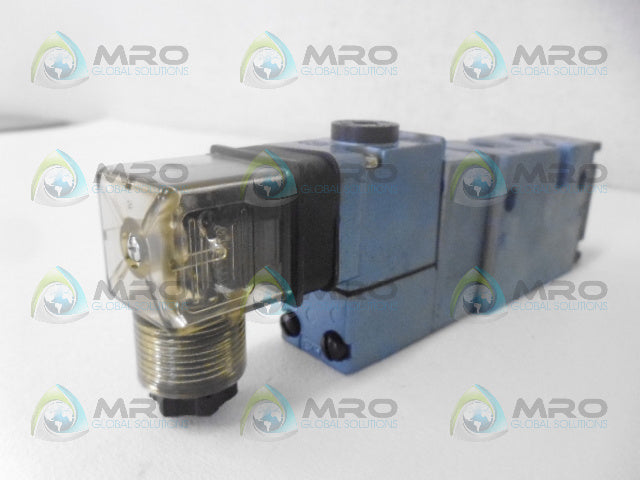 MAC 811C-PM-111JC-172 VALVE *NEW IN BOX*