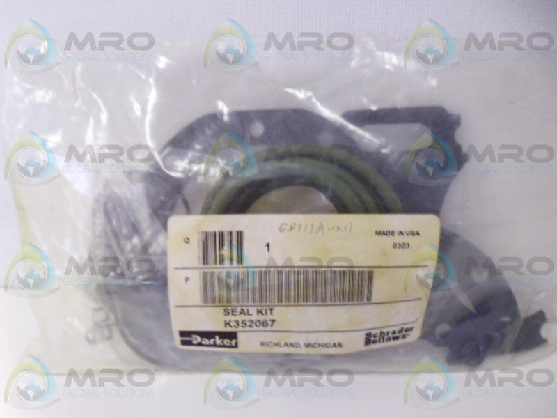 PARKER K352067 SEAL KIT * NEW IN FACOTRY BAG *