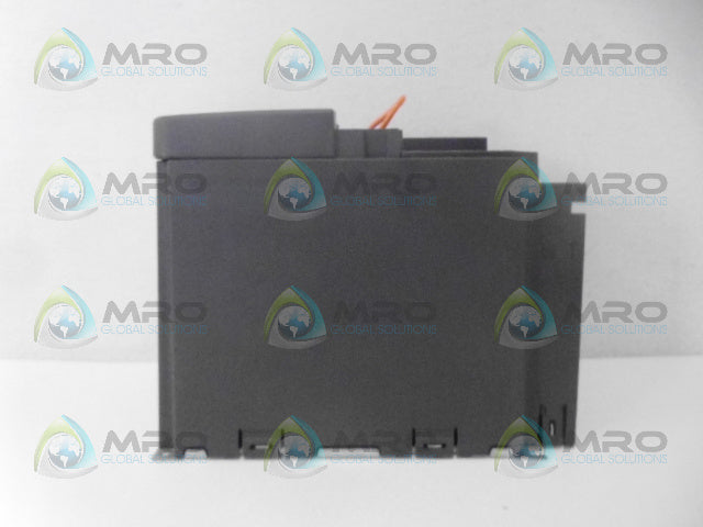 SIEMENS 6ES6420-2AD22-2BA1 MICROMASTER420 (AS PICTURED) *USED*