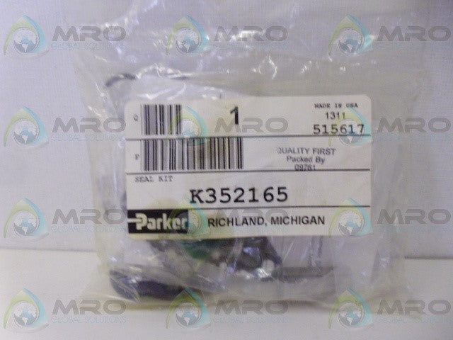 PARKER K352165 SEAL KIT *NEW IN FACTORY BAG*