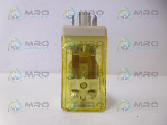 IDEC RR2P-U RELAY 24VDC *NEW NO BOX*