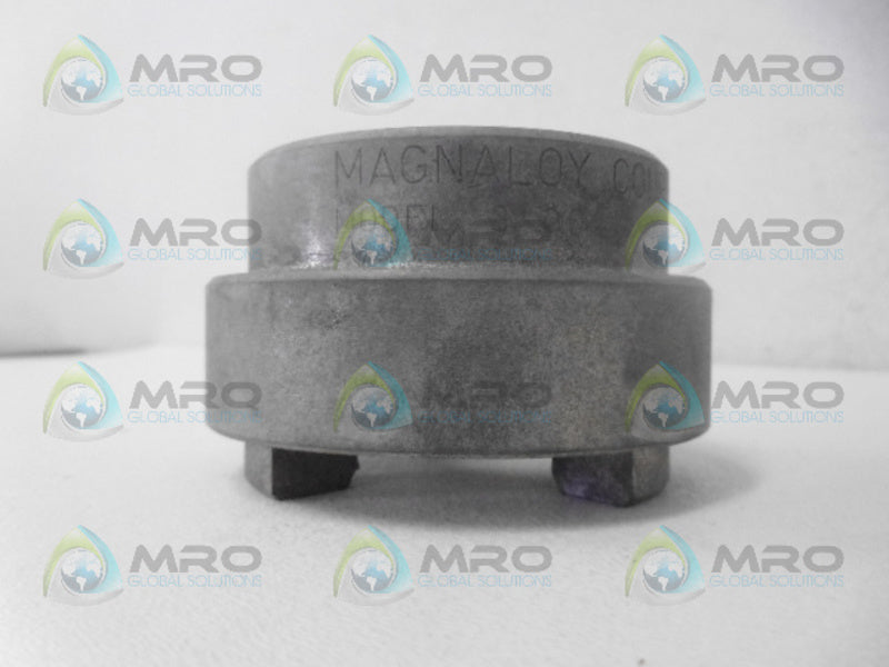 MAGNALOY M30011208S COUPLING HUB 1-3/8" x 1/4" *NEW IN BOX*