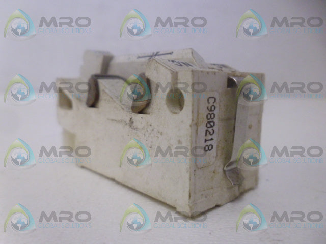 CUTLER HAMMER J02 AUXILIARY CONTACT*USED*
