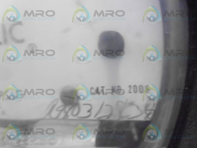 DWYER 2008 PRESSURE GUAGE (0-8) (AS PICTURED)  *USED*