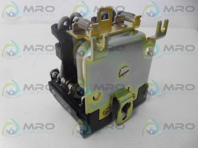 STRUTHERS-DUNN PM-17AY-240 POWER RELAY *NEW IN BOX*