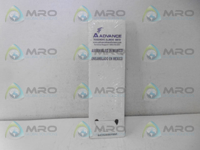 ADVANCE ICN2P32SC BALLAST *NEW IN ORIGINAL PACKAGE*