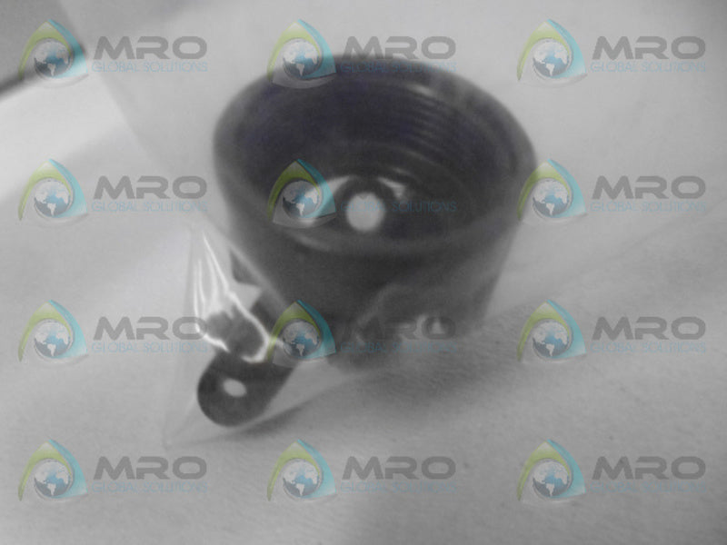 AMPHENOL 97-3057-1010 CABLE CLAMP * NEW IN FACTORY BAG *
