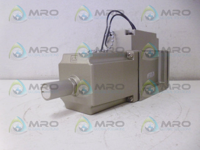 SMC NVS4144-0009D SOLENOID VALVE *NEW NO BOX*