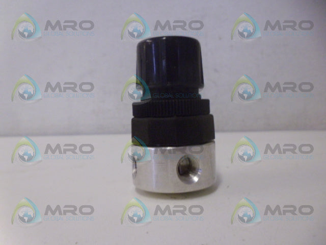 WATTS R174-01CP REGULATOR *NEW NO BOX*